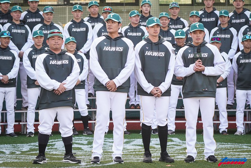 台鋼雄鷹》可以在雄鷹蹲到35歲　劉時豪感謝味全延續棒球路