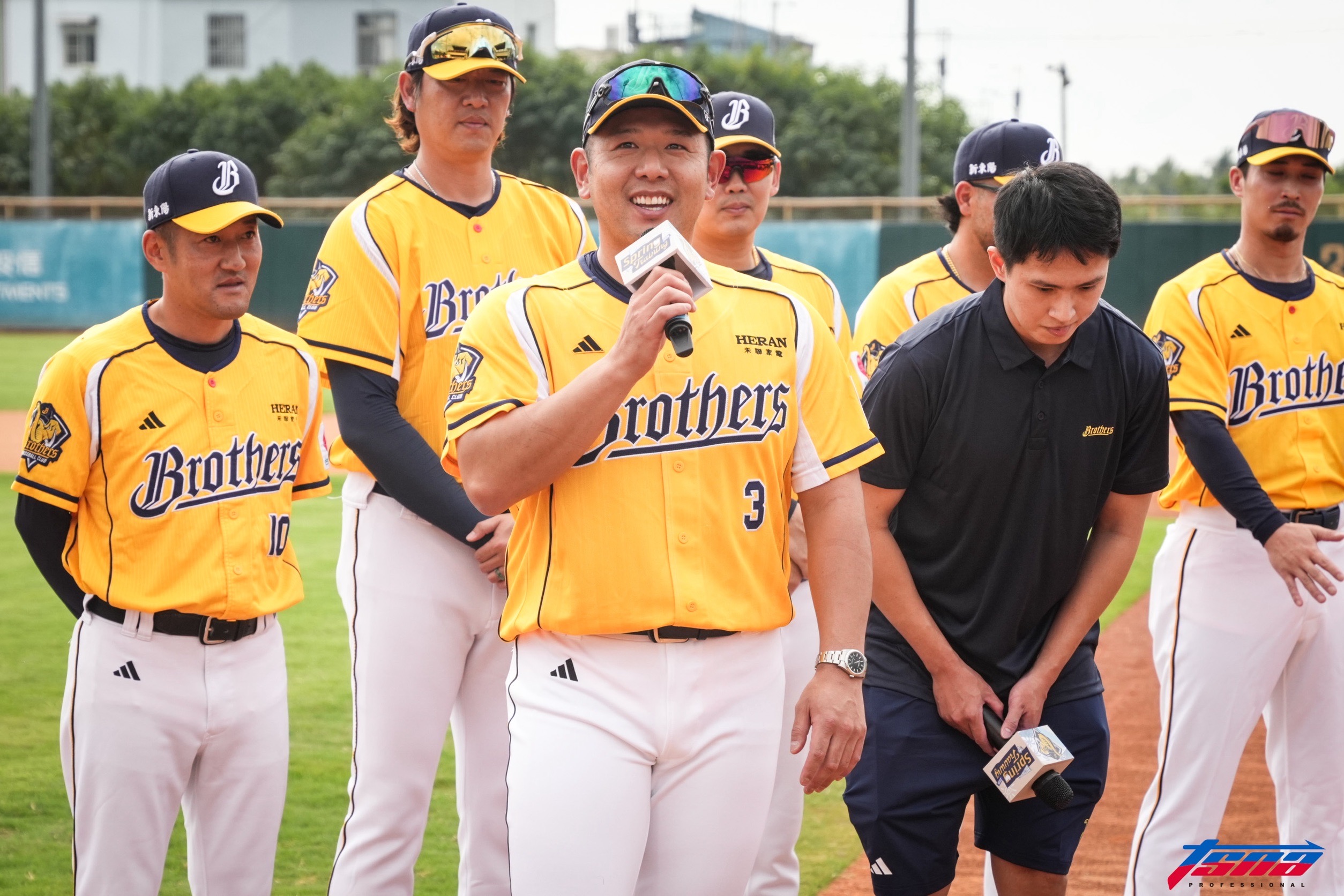 中信兄弟》第一次穿上黃色球衣！　西田明央坦言執教會有壓力