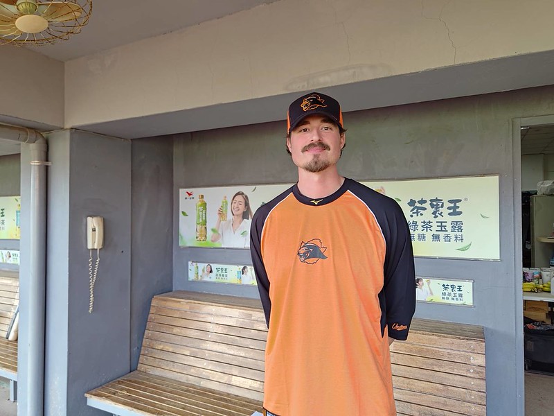 統一獅》27歲喬登台南報到春訓　坦言沒預期收到台灣報價