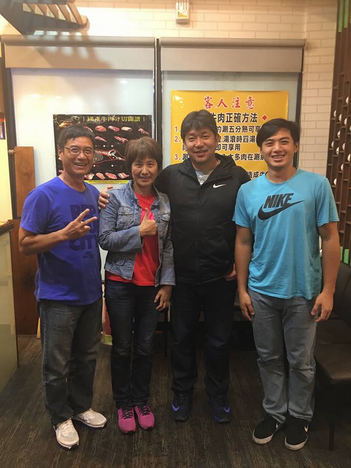 棒球副市長》林琨瀚一家都很「運動」！　妻子朱彩鳳現任高中體總秘書長