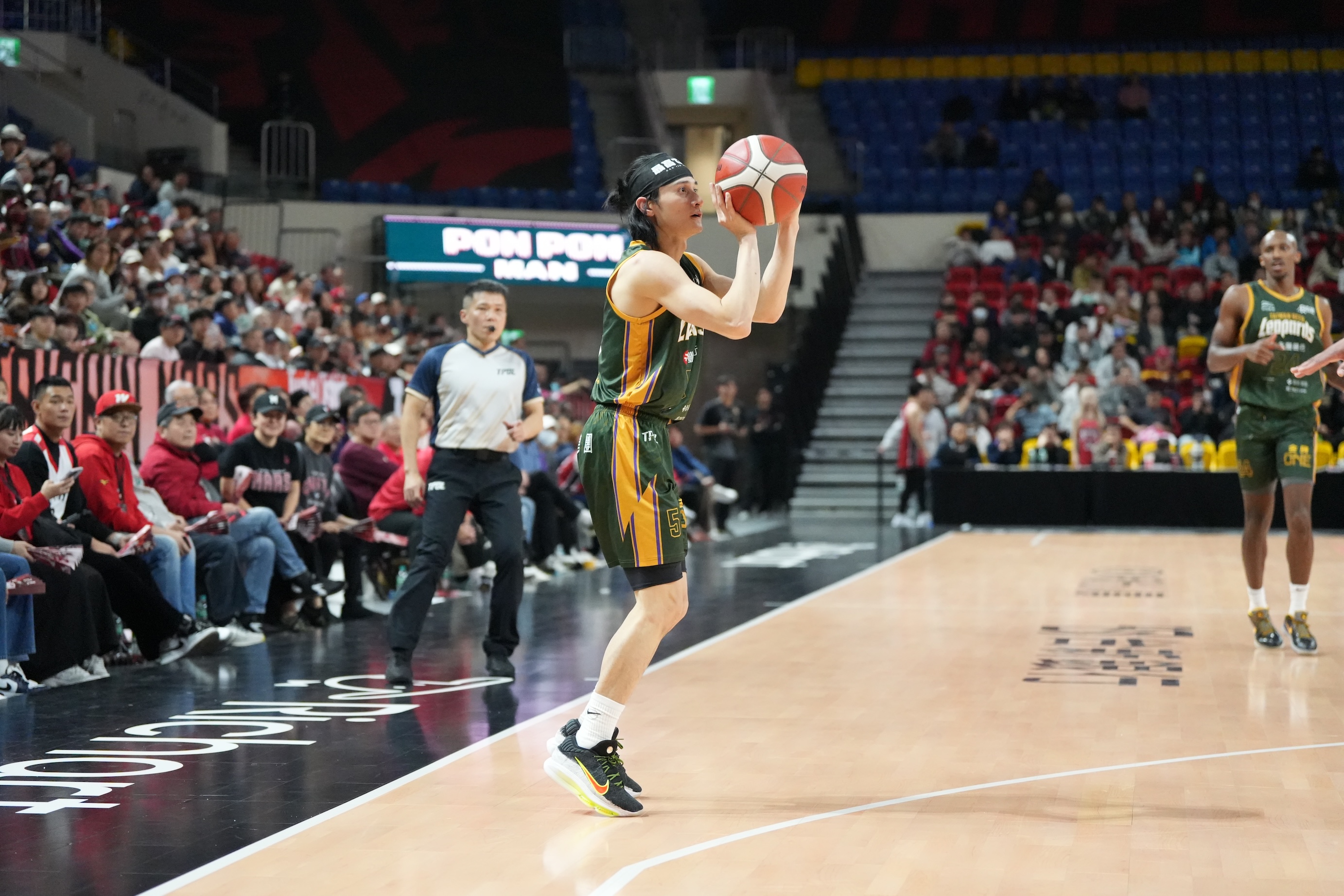 籃球》持續提升判決品質　TPBL、籃協裁判交流與合作