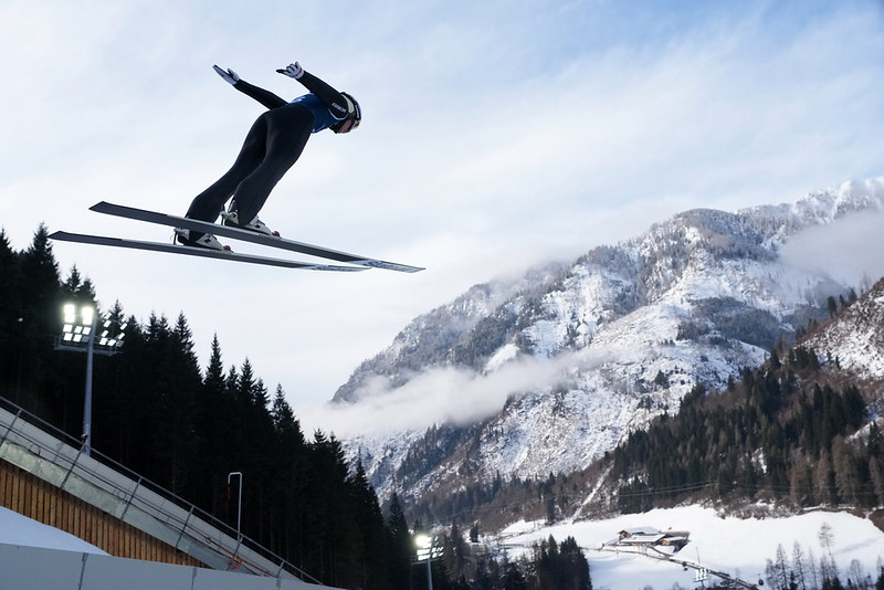 米蘭冬奧》增大下體作弊傳聞　選手遺憾：要靠這種事吸引觀眾