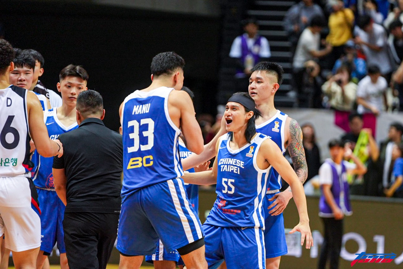 世界盃男籃資格賽》中華隊睽違9年再勝韓國　新莊體育館嗨翻天