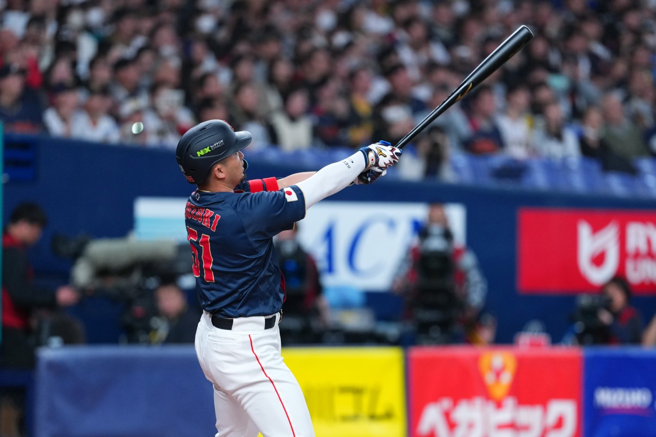 WBC》鈴木誠也開轟做出全新「點茶」慶祝動作　象徵攪動壘包把分數「點」出來