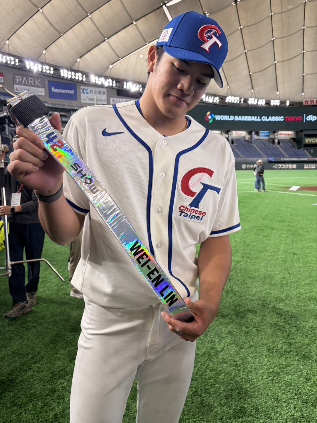 WBC》林維恩皮帶上面有玄機！　閃閃發亮還有特製號碼跟圖案