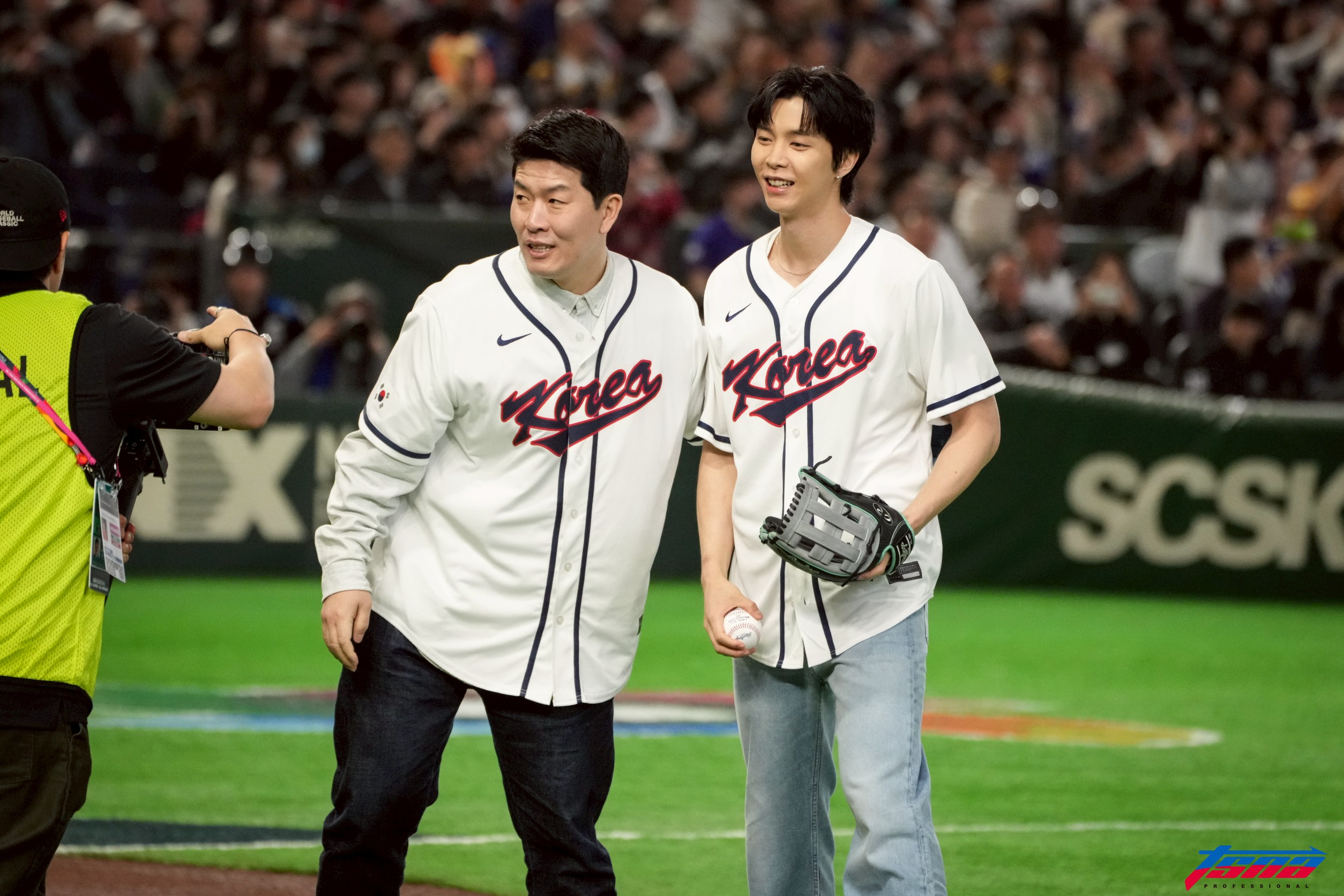 WBC》名投金炳賢現身東京巨蛋開球　竟是擔任捕手