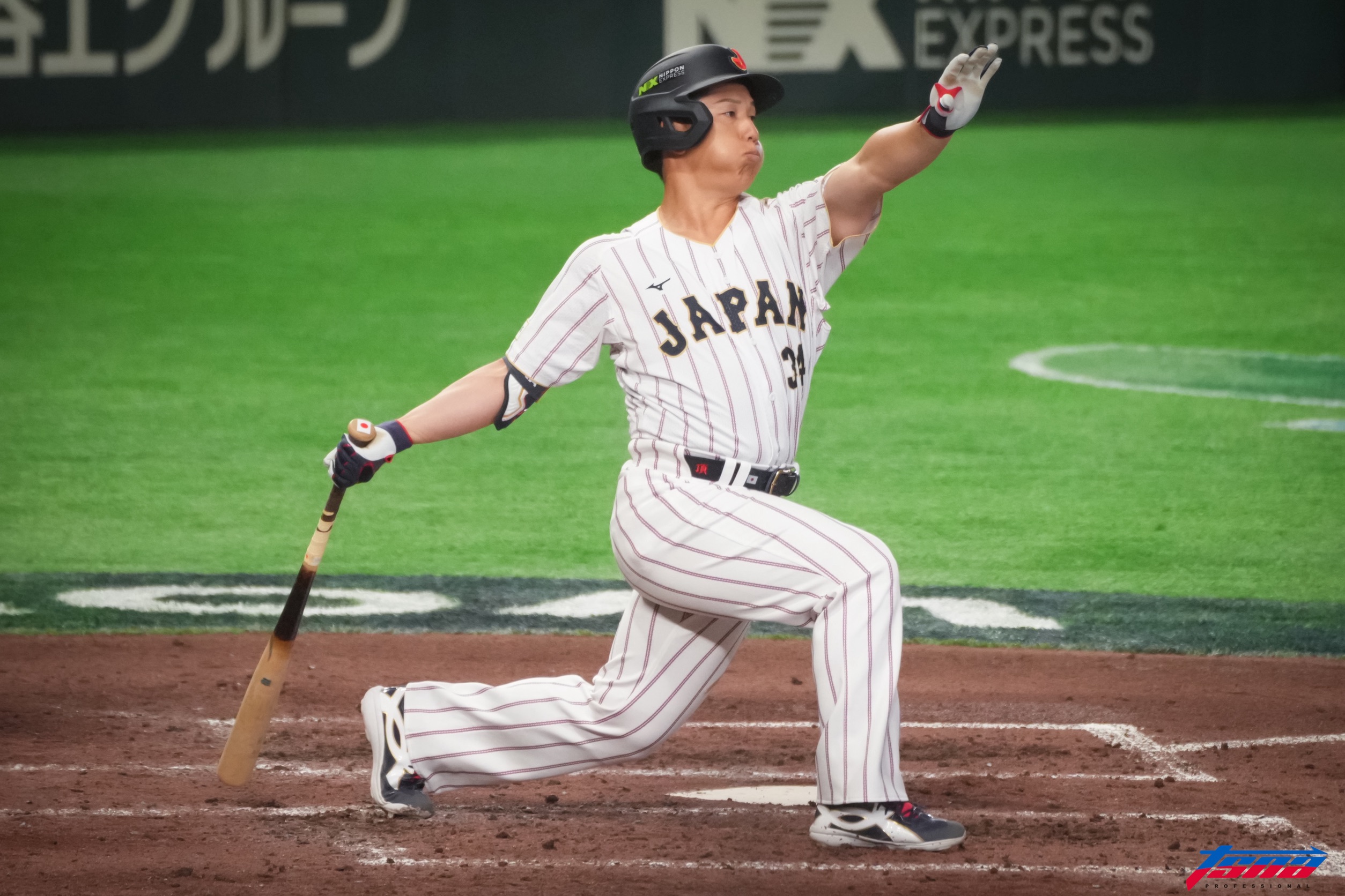 WBC日》吉田正尚超前轟勝驚險勝澳洲　一棒打回中華隊晉級希望　日本以分組第一闖複賽