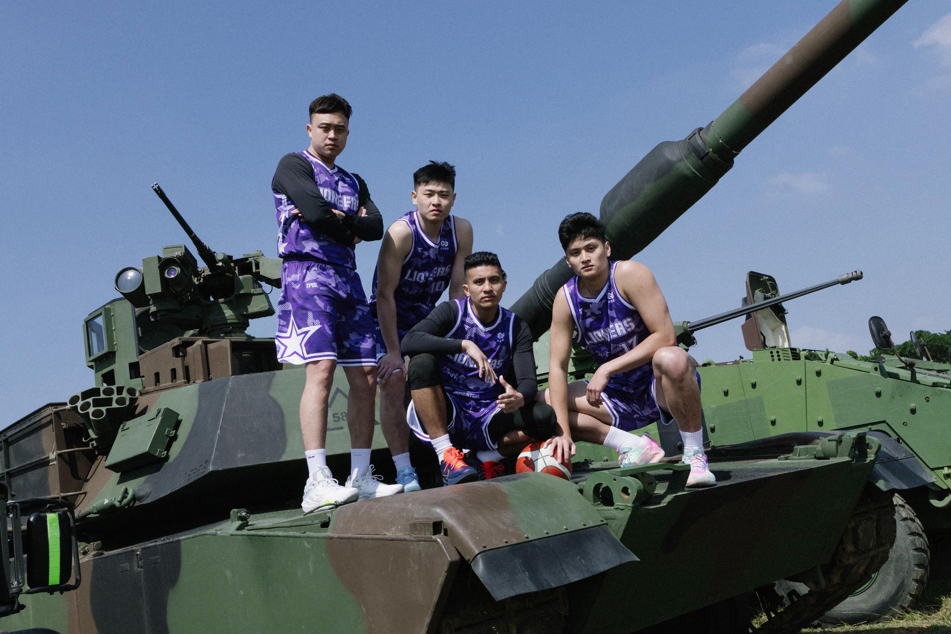 TPBL》為陸軍喝彩　攻城獅聯手陸軍司令部打造主題週　高國豪將共同領唱國歌
