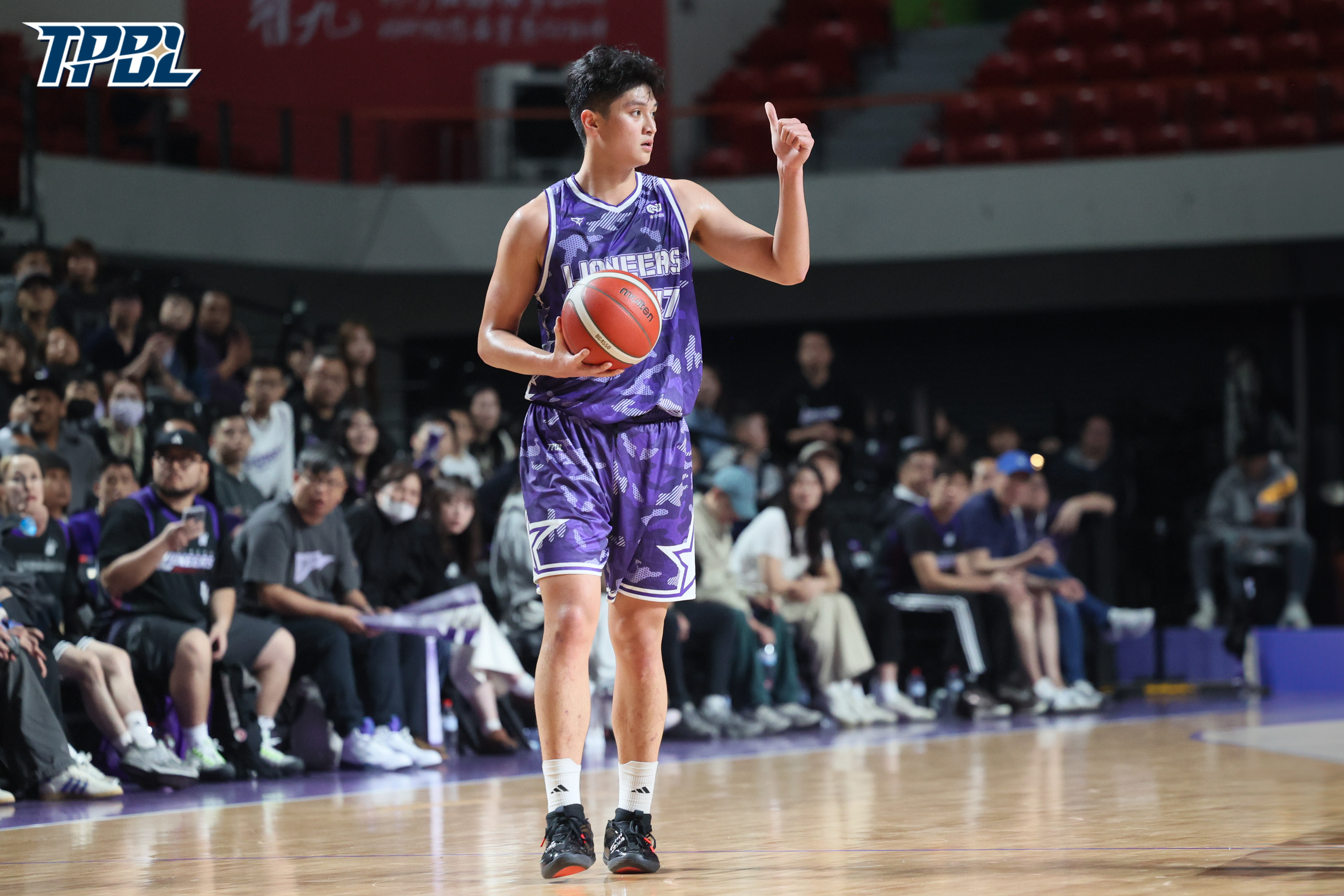 TPBL》攻城獅下半場翻盤雲豹　龍頭僅與夢想家0.5場勝差