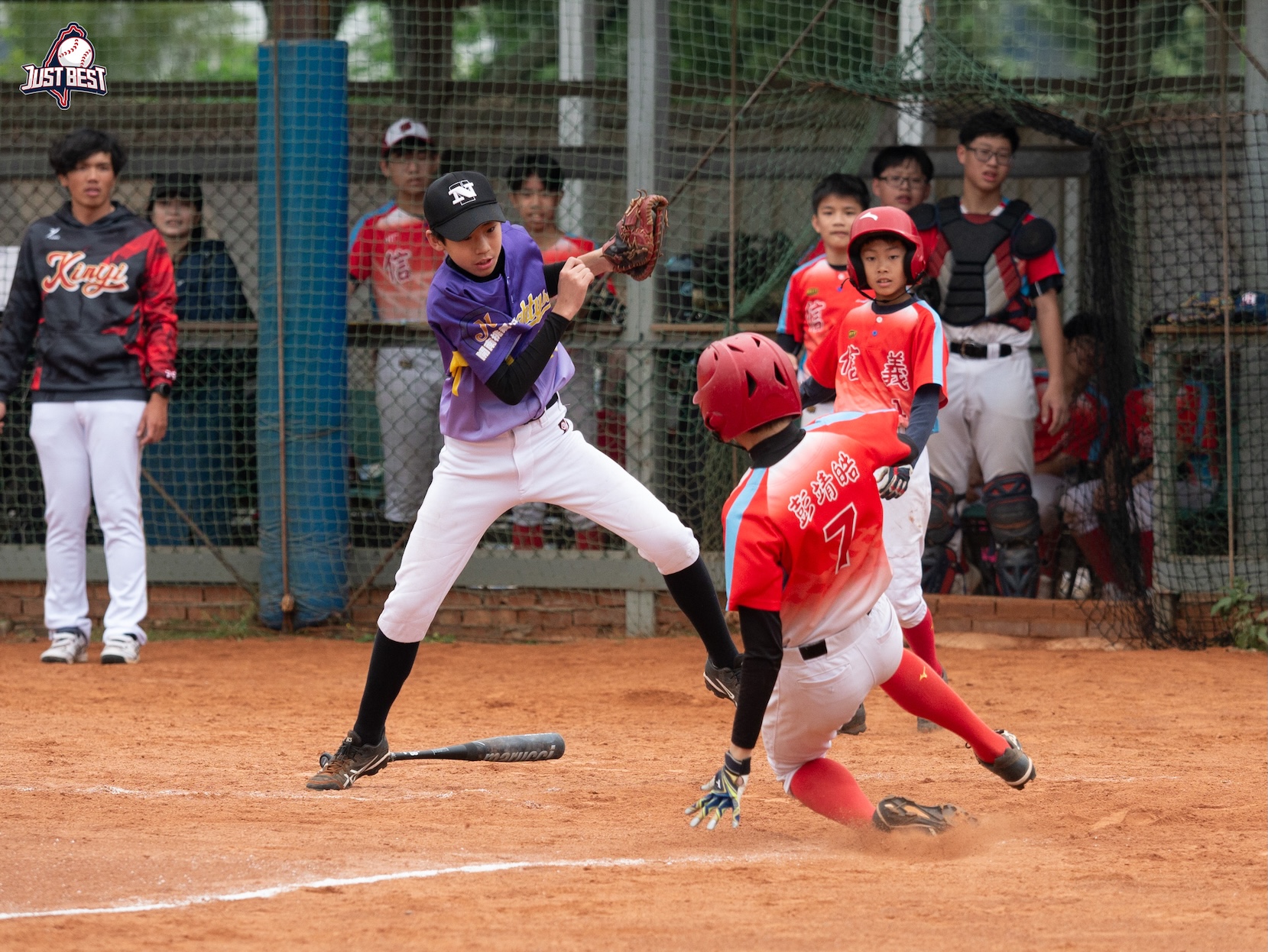 桃園雲豹就是棒》開南桃氣小子B防線潰堤，打線熄火苦吞兩敗