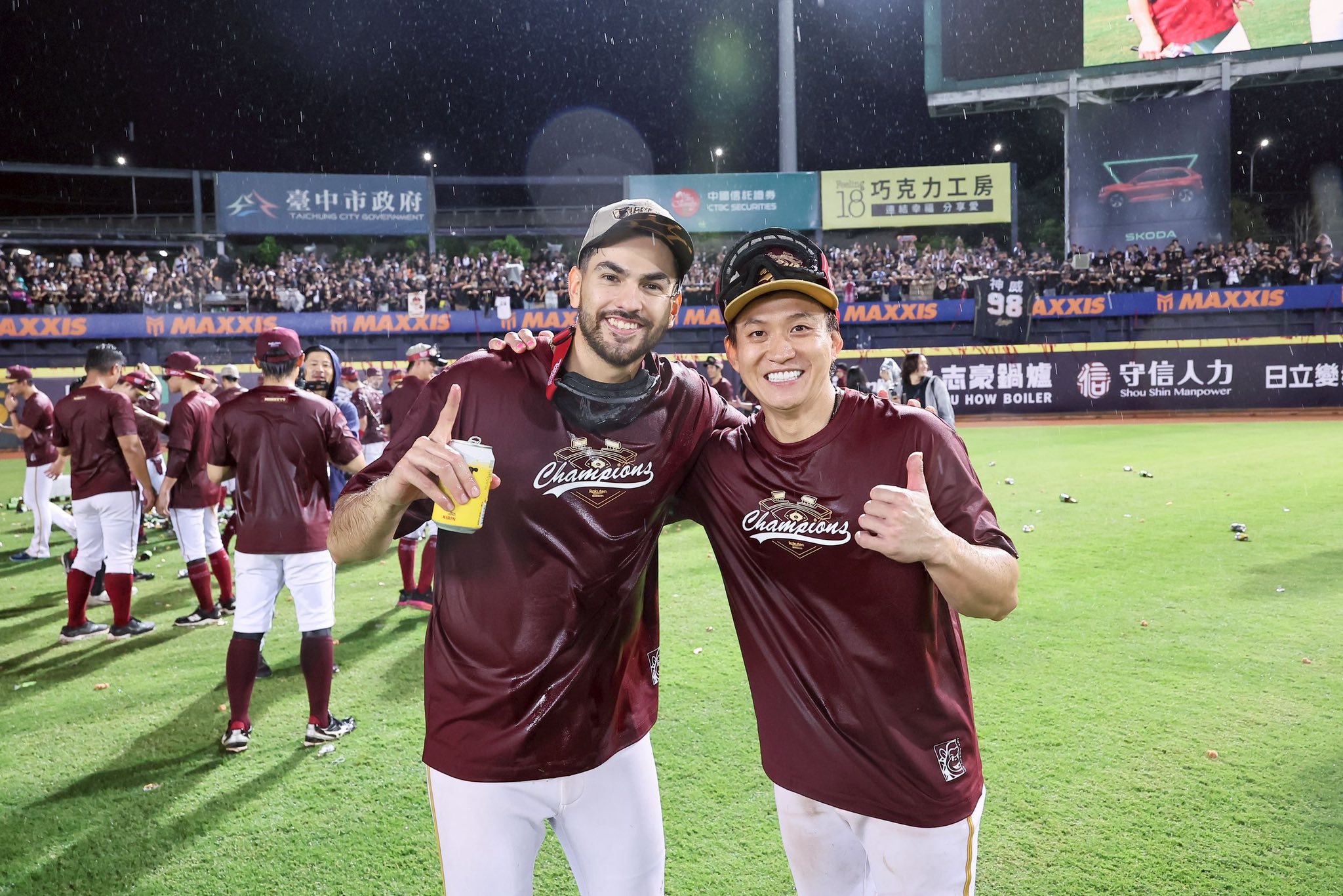 樂天桃猿》魔神龍離隊後親筆寫信給張閔勛！　感謝他這兩年的照顧