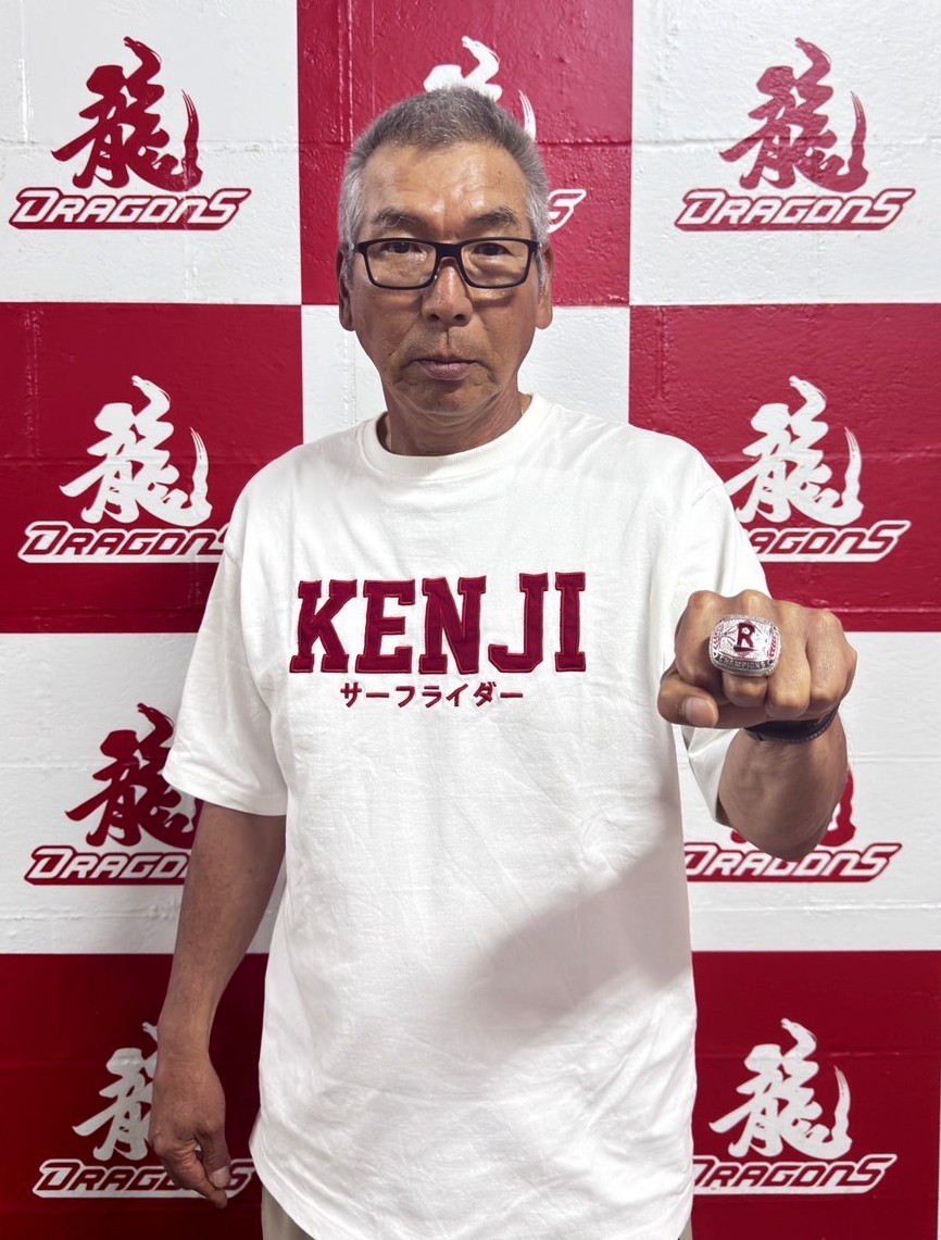 樂天桃猿》賽前感謝黃子鵬！　古久保健二也收到冠軍戒了