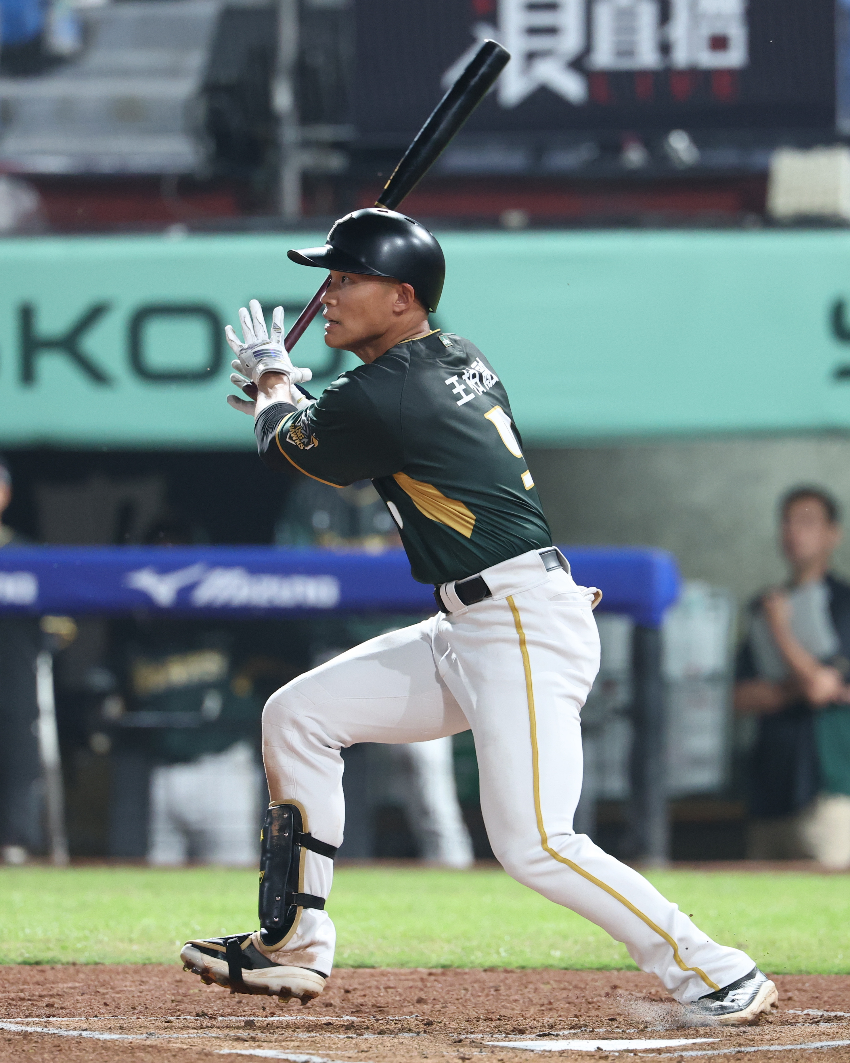 中職》這就是大王的威力！　王柏融致勝安助台鋼雄鷹逆轉樂天桃猿奪首勝