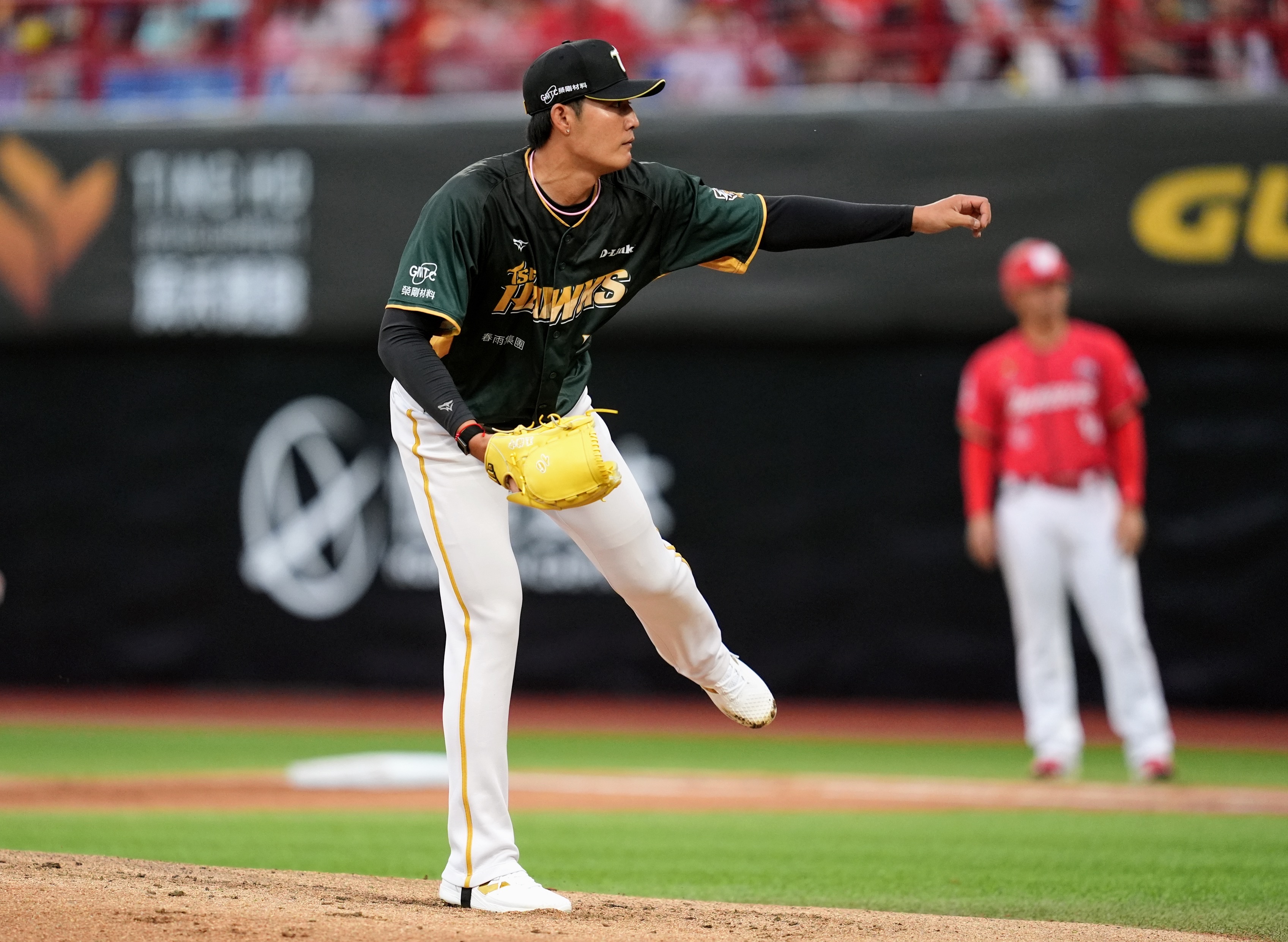 台鋼雄鷹》王維中轉隊後被龍隊打爆！　先發苦撐5局失6分退場