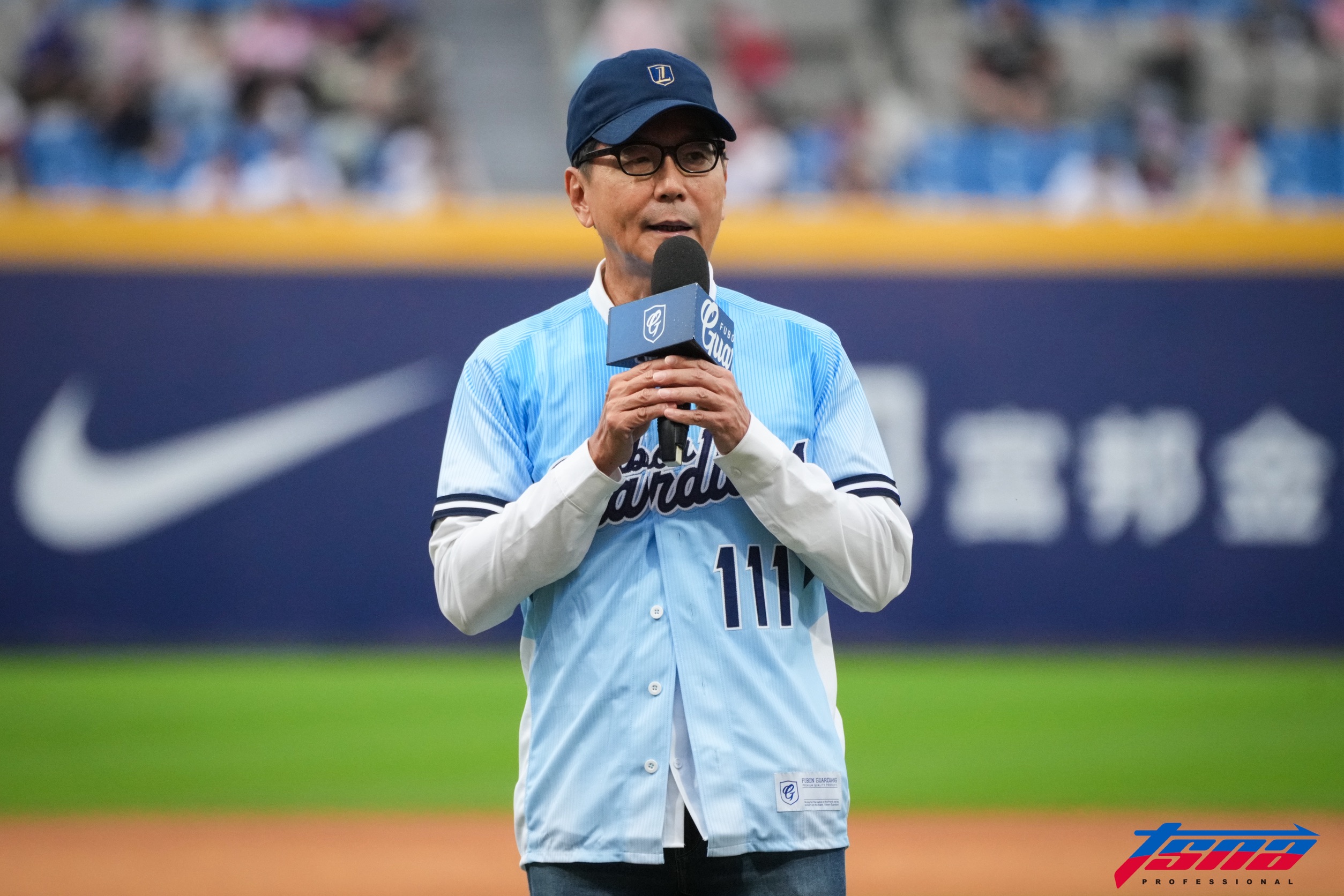 林哲瑄引退》富邦大董蔡明忠親自到場！　讚許林哲瑄是「傳奇家人」