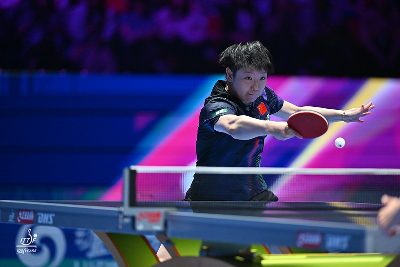 桌球世界盃》孫穎莎女單空前3連霸　感性要球迷掌聲獻給王曼昱