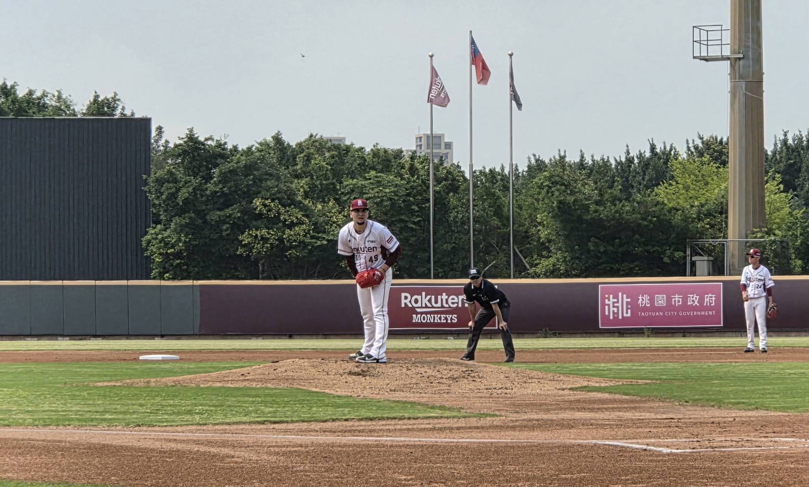 樂天桃猿》威能帝二軍出賽2局丟4分　曾豪駒二軍全程觀看：最快下週歸隊