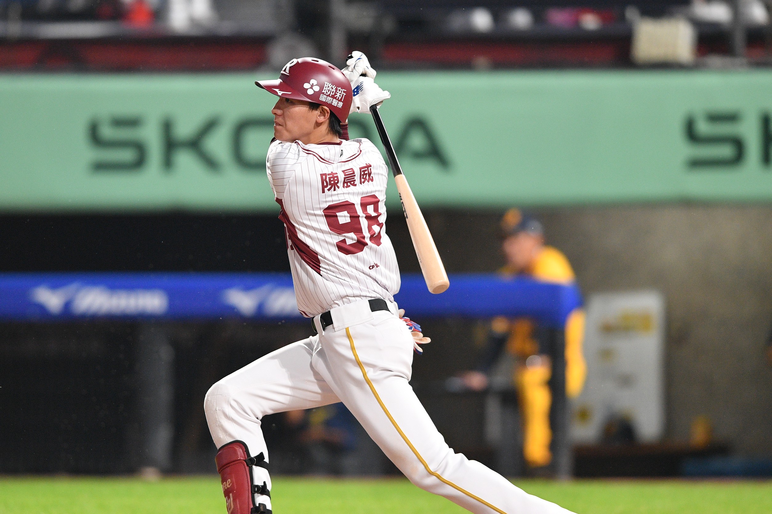 樂天桃猿》轉型的陳晨威包辦球隊2分得分　出賽9場已獲3次MVP