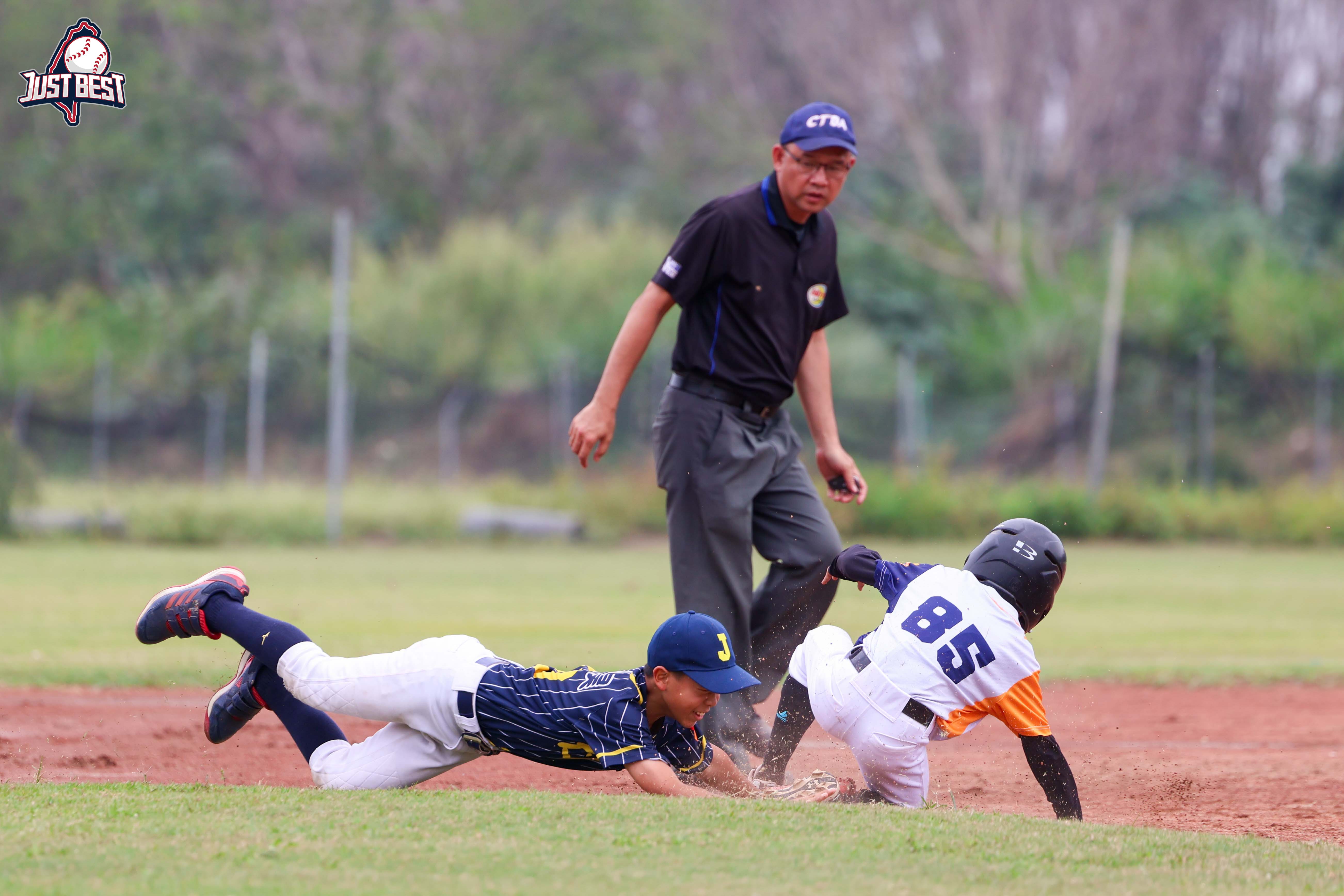 臺中就是棒》台中仁美J賴宇晨、廖暐甯完投建功收兩勝 張斈煾全壘打助東海河馬擊敗北勢雷爵(灰)