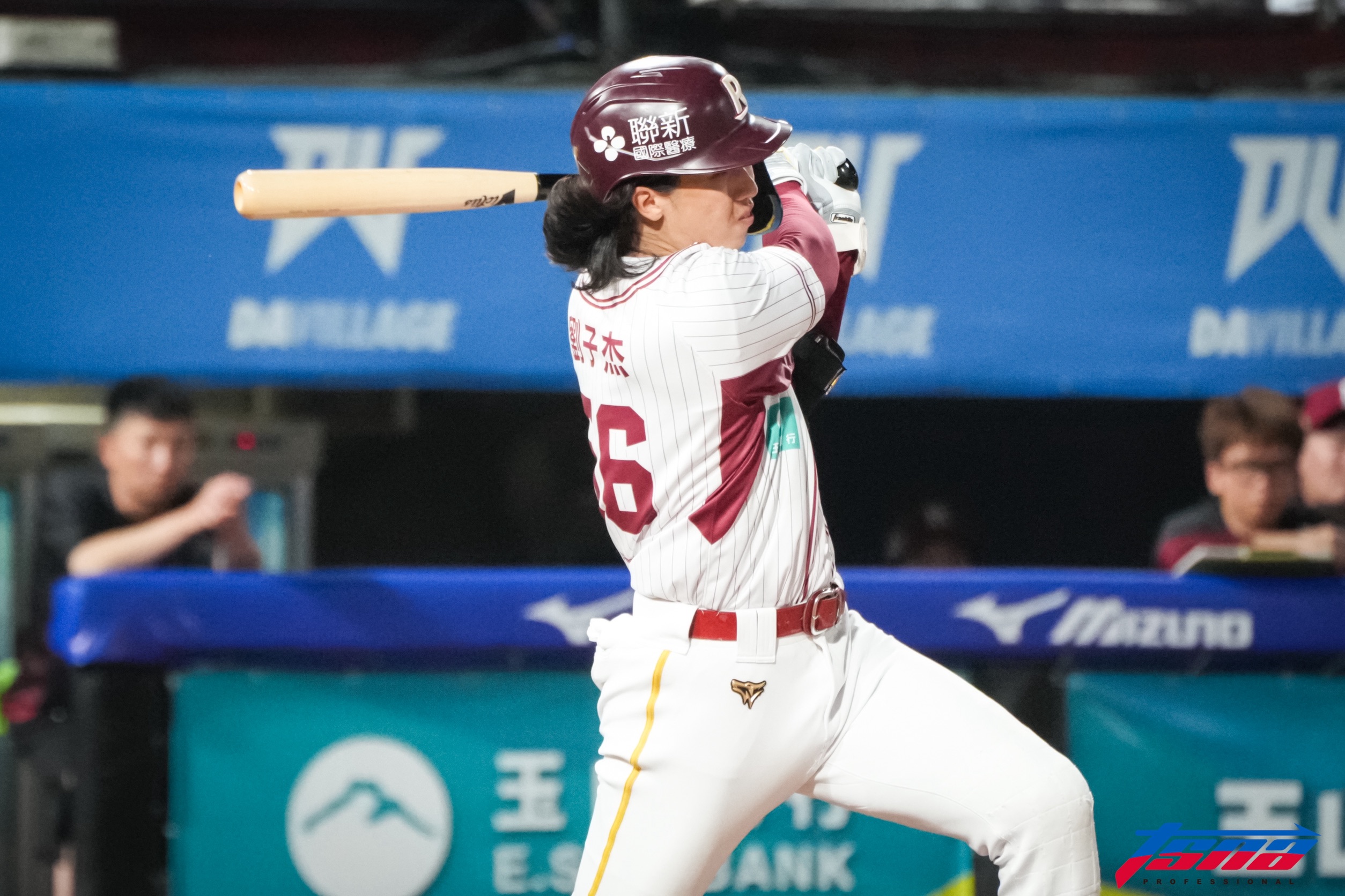 樂天桃猿》劉子杰生涯首安出爐！　樂天李勛傑3分砲逆轉富邦悍將