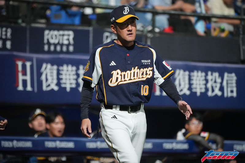 中信兄弟》平野惠一正面看待鄭浩均受議論　球迷批評成球團力量