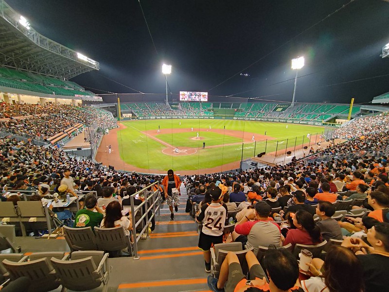 統一獅》台南亞太球場首度平日破萬人　17場17萬已超過去年台南球場