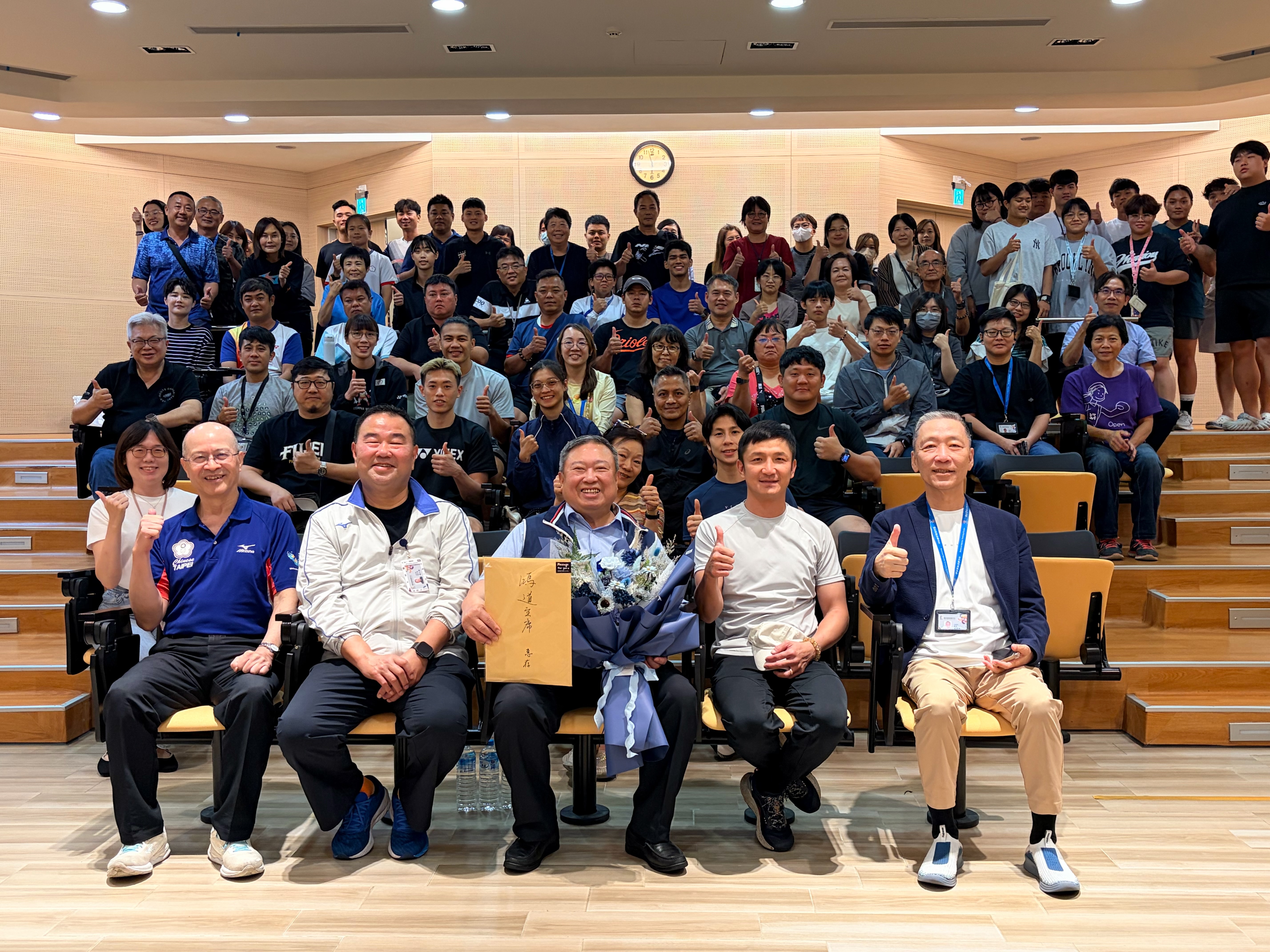 國訓中心》林鴻道請辭董事長　親赴左營向亞運培訓隊告別