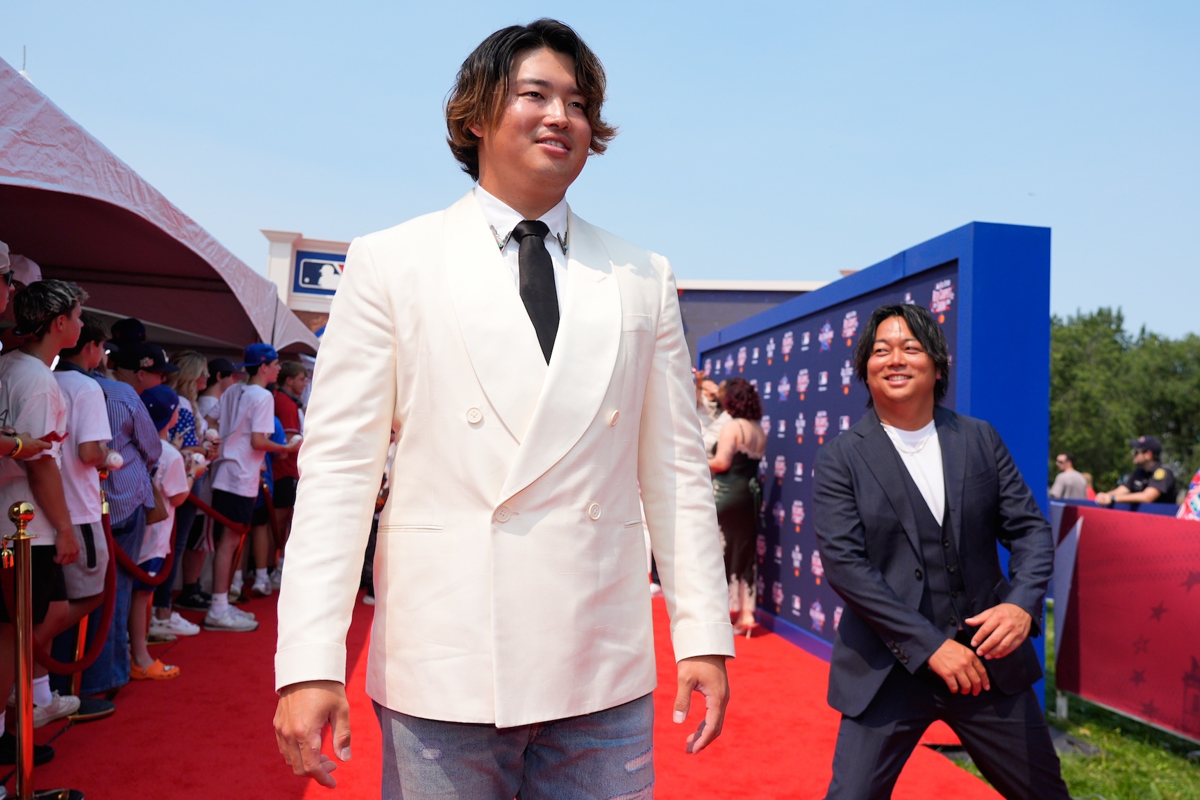 MLB》村上宗隆效法大谷翔平　將全壘打大賽15萬美元獎金分給幕後團隊