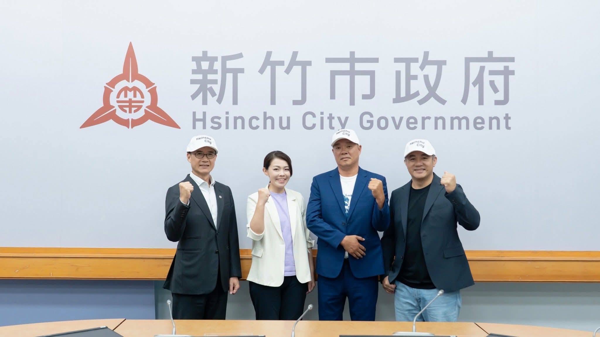 陳瑞振領軍新竹市成棒隊，取自新竹市政府FB。