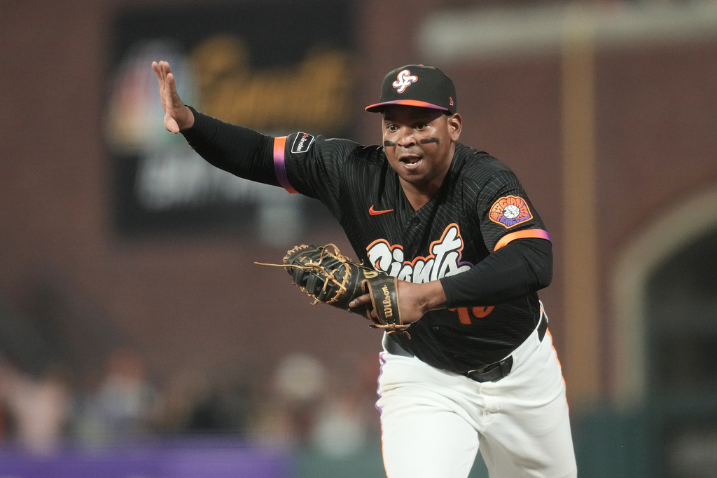 MLB》巨人重砲狄佛斯確定動刀 治療核心肌群傷勢