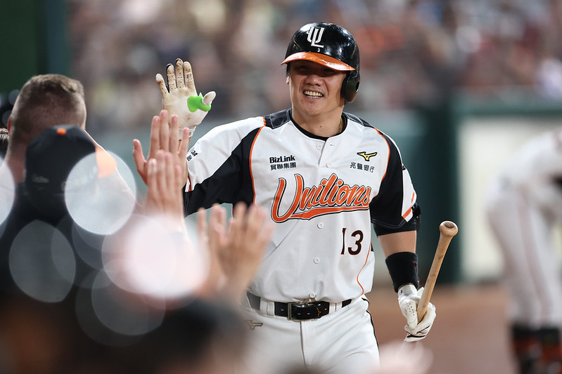 統一獅》陳鏞基43歲開轟史上第4人　猛獅隊史紀錄＋1