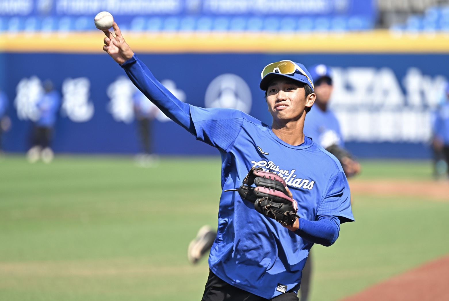 富邦悍將》蔡袁華辰首度上一軍！　「悍將小跑車」葉子霆下二軍調整