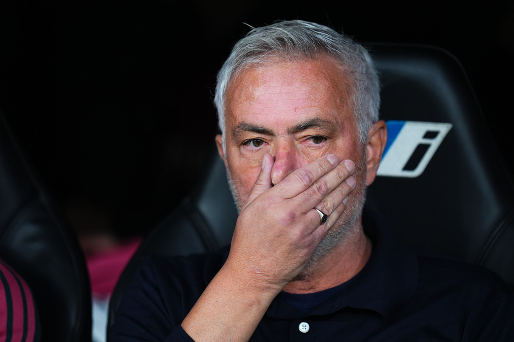 足球》Mourinho拒談皇馬近期爭議判決　要求媒體重看比賽開局