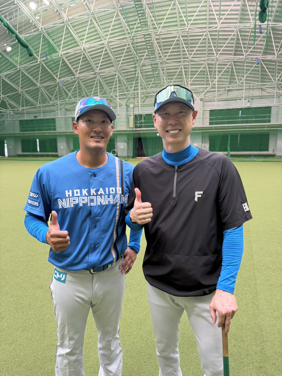 富邦悍將》林哲瑄連續2年參加火腿秋訓！　跟二軍監督森本稀哲相見歡