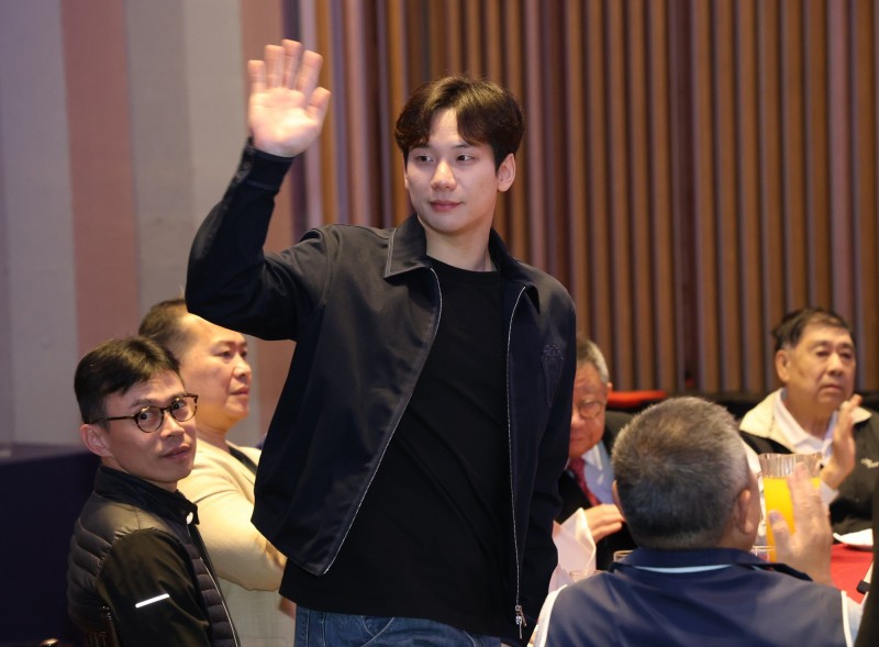 游泳》王冠閎腰傷完全康復　亞運金牌後瞄準12月北京世錦賽